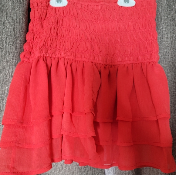 Two piece ruffle top and skirt - Picture 14 of 15